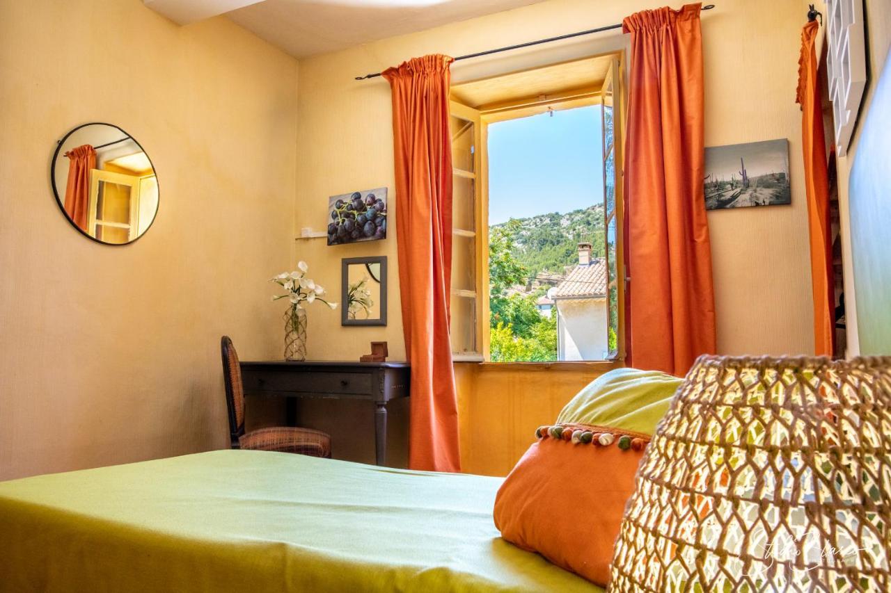 Le Relais Des Dentelles Guest house
